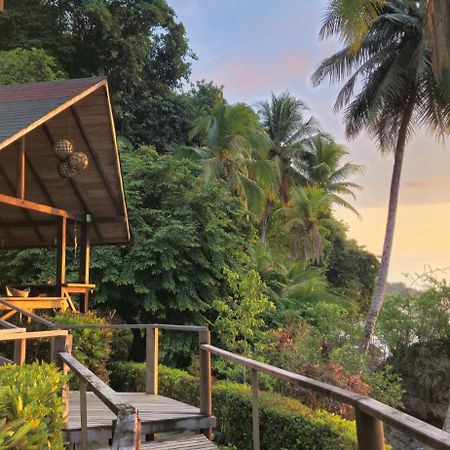 Hotel Piedra Piedra Lodge Нуки Экстерьер фото