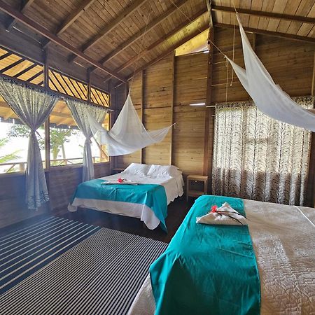 Hotel Piedra Piedra Lodge Нуки Экстерьер фото