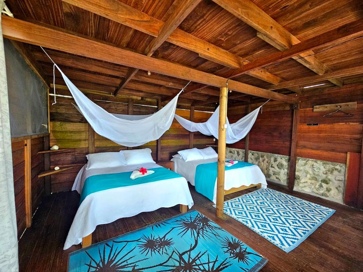 Hotel Piedra Piedra Lodge Нуки Экстерьер фото