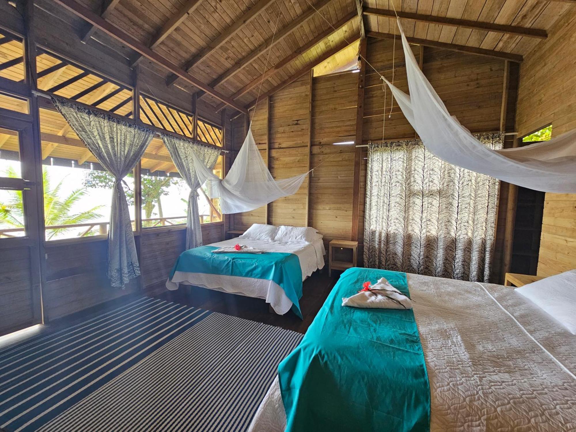 Hotel Piedra Piedra Lodge Нуки Экстерьер фото